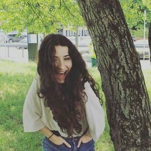 Meet your Posher, Chaya batya